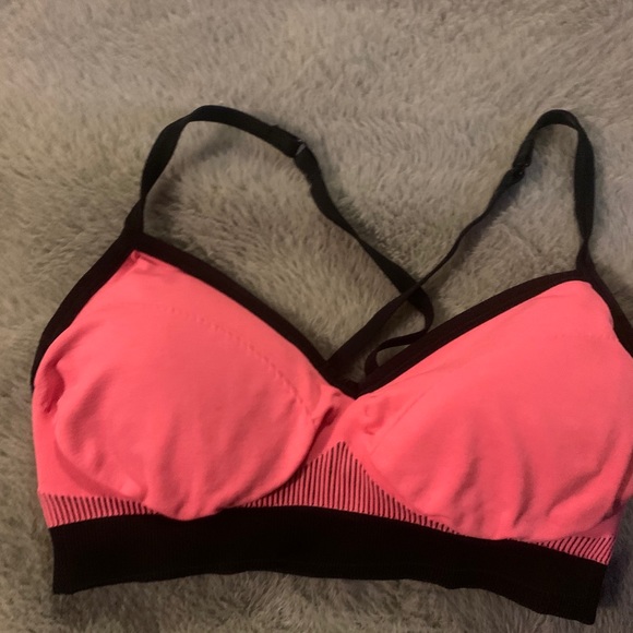 Lululemon Pink sports bra size:6 - Picture 1 of 4